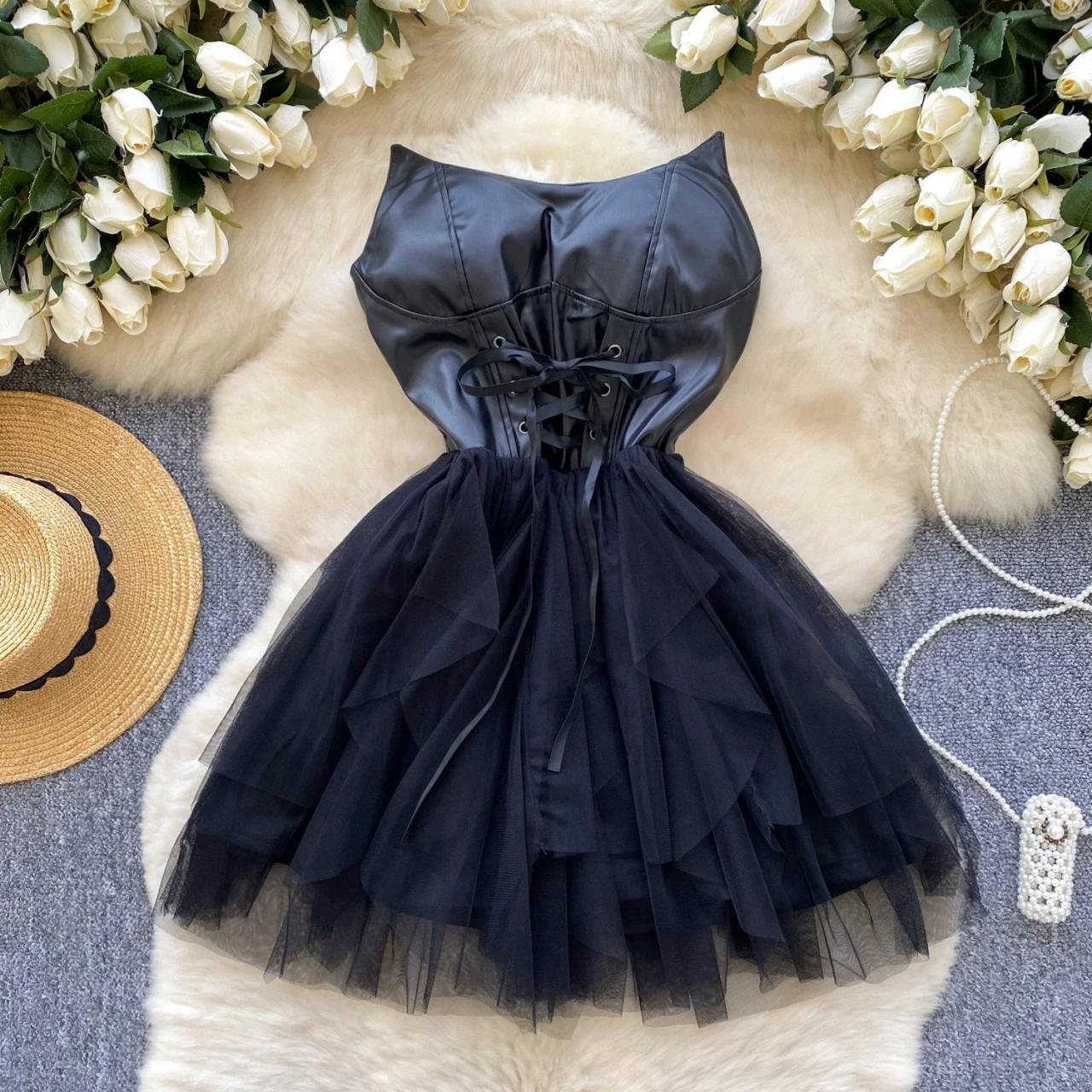 white christmas dresses Wedtrend Women Sparkly Black Prom Dress A Line Long Corset Tiered Tulle Party Dress with Slit, Black / US16W