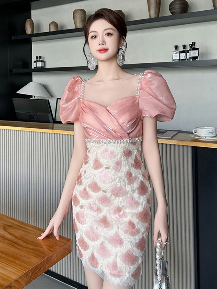 sexy clothes types 10 Types Of Sexy Dresses To Wear, As Seen On Michelle Dy main image 0